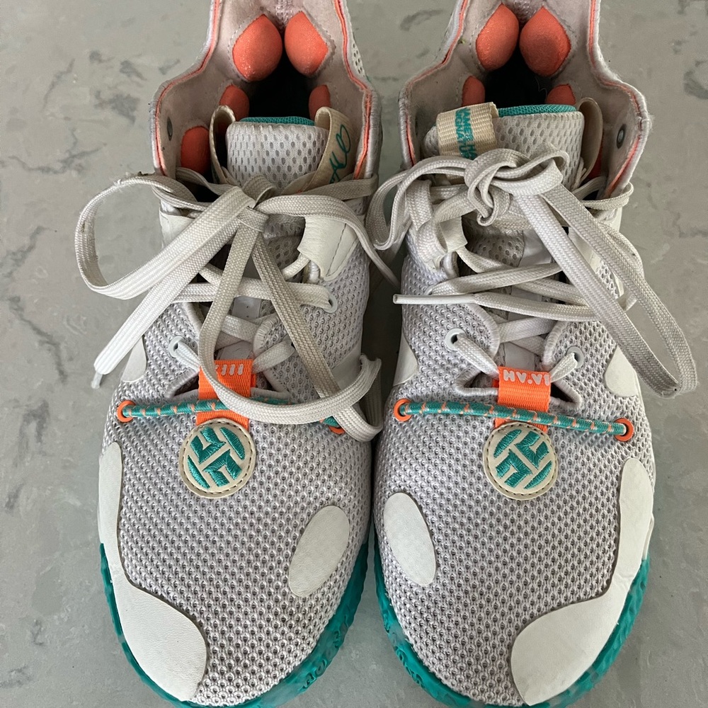 Adidas Harden Vol. 6 “The Bahamas” size 8 - Picture 3 of 4